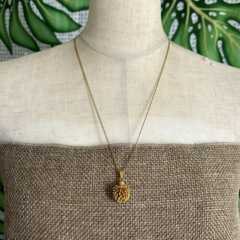 Vtg Gold Dipped Pinecone Pendant Necklace - image 7